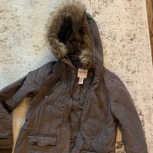 olive green/grey color fur hooded winter coat